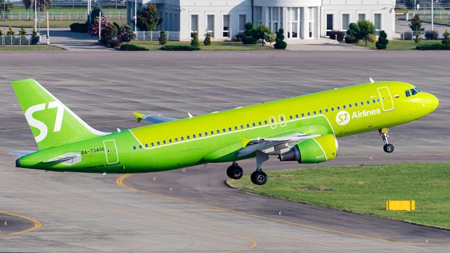 RA-73406:Airbus A320-200:S7 Airlines